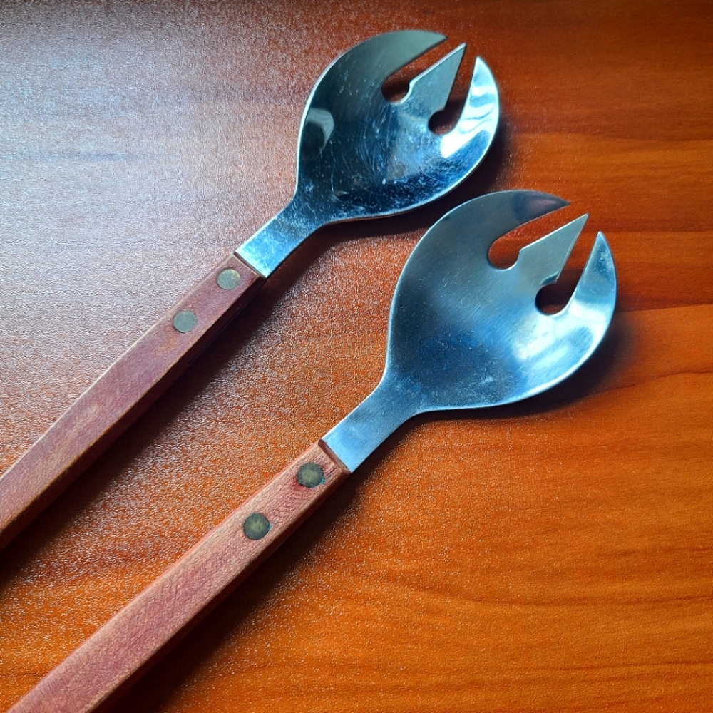 MCM vintage salad serving utensils
